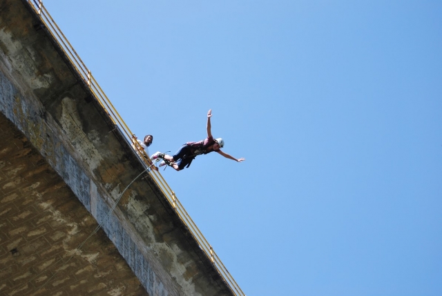 Salto de puenting sin miedo